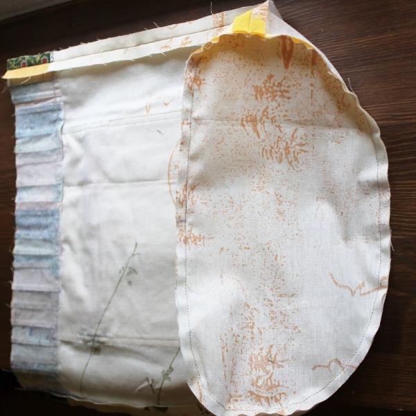 Backpack fair-colored lining