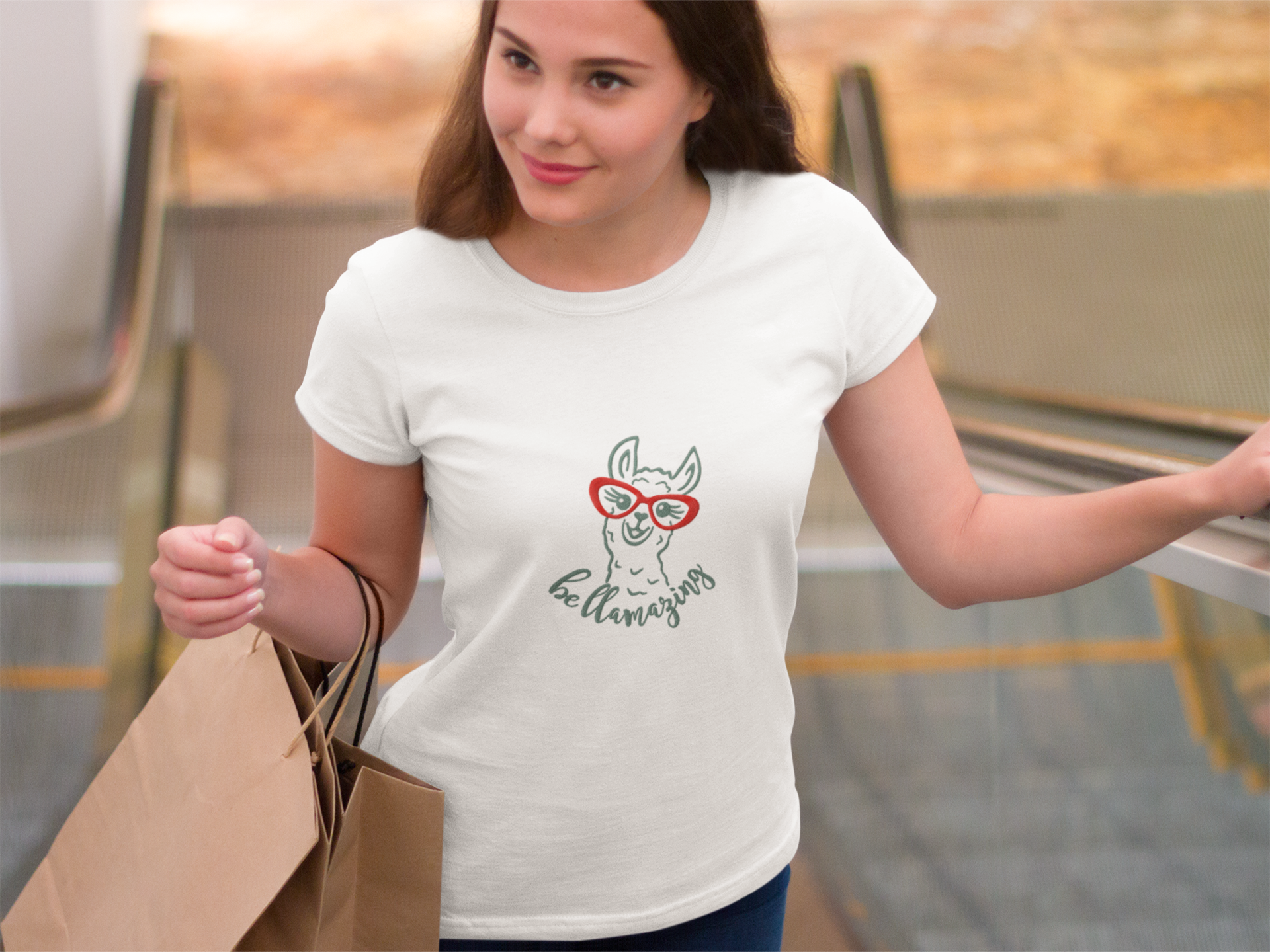 Embroidered t-shirt with Lama design