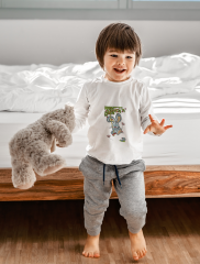 Embroidered kid t-shirt with Bunny design