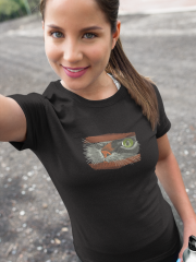 Embroidered t-shirt with Spying cat design
