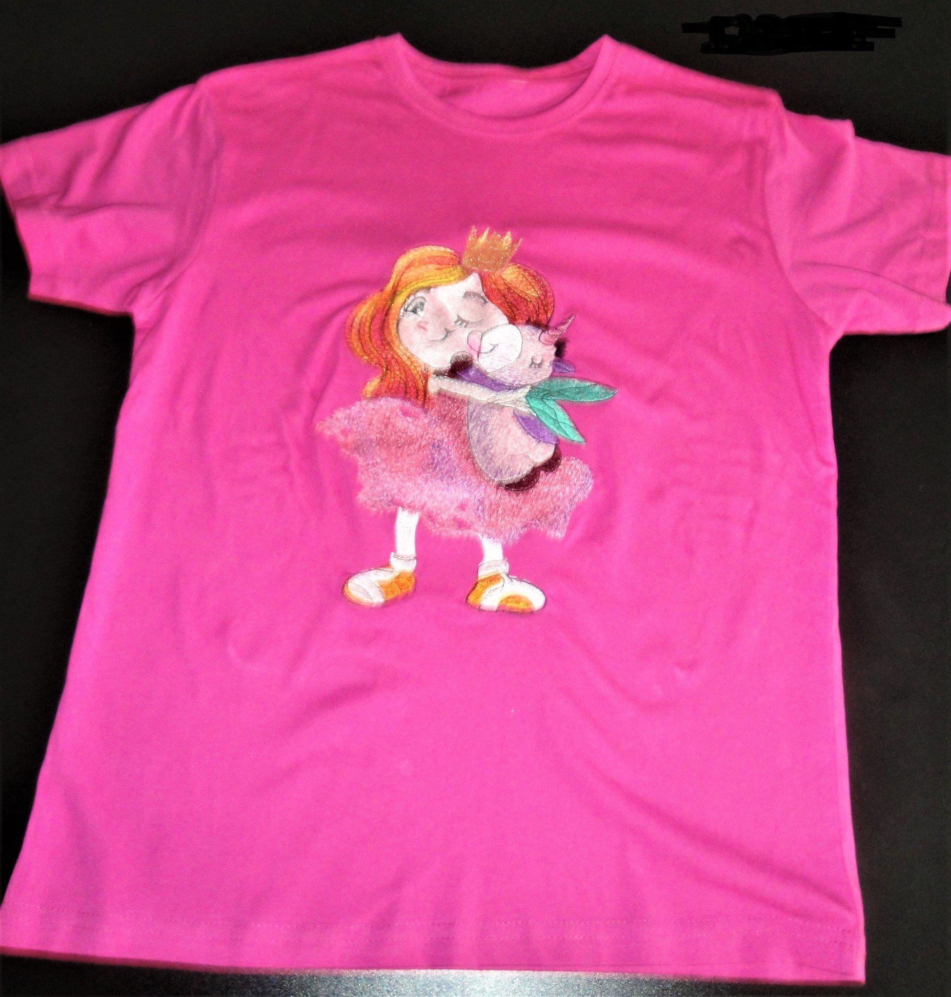 Baby shirt with girl and unicorn design