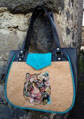 Embroidered Tiger Muzzle Canvas Tote Bag - Add Some Edgy Flair to Your Everyday Look