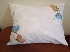 Gorgeous Cotton Cushion with Asters Flowers Free Embroidery Design
