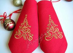 Festive Napkin Embellishments: Christmas Embroidery Magic
