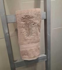 Elevate Your Bathroom: Charm of Bath Towels with Machine Embroidery