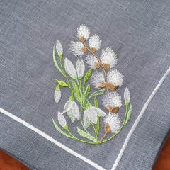 Spring Flower Embroidery Design: Add a Touch of Elegance to Napkins