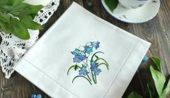 Bluebells Embroidery Design: Elegant Cotton Napkin