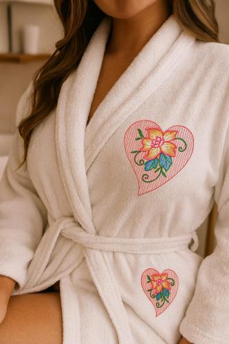 Lily heart free embroidery design