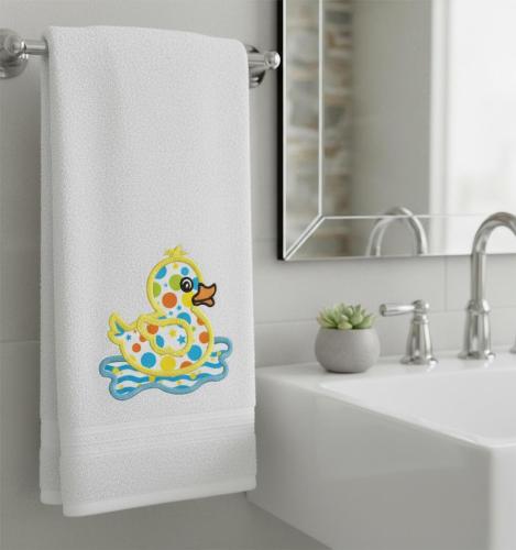 Little yellow duck applique free embroidery design