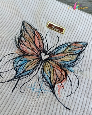 Simplistic slouch Oro Rosa Butterfly by Art'Lequine 008 .jpg